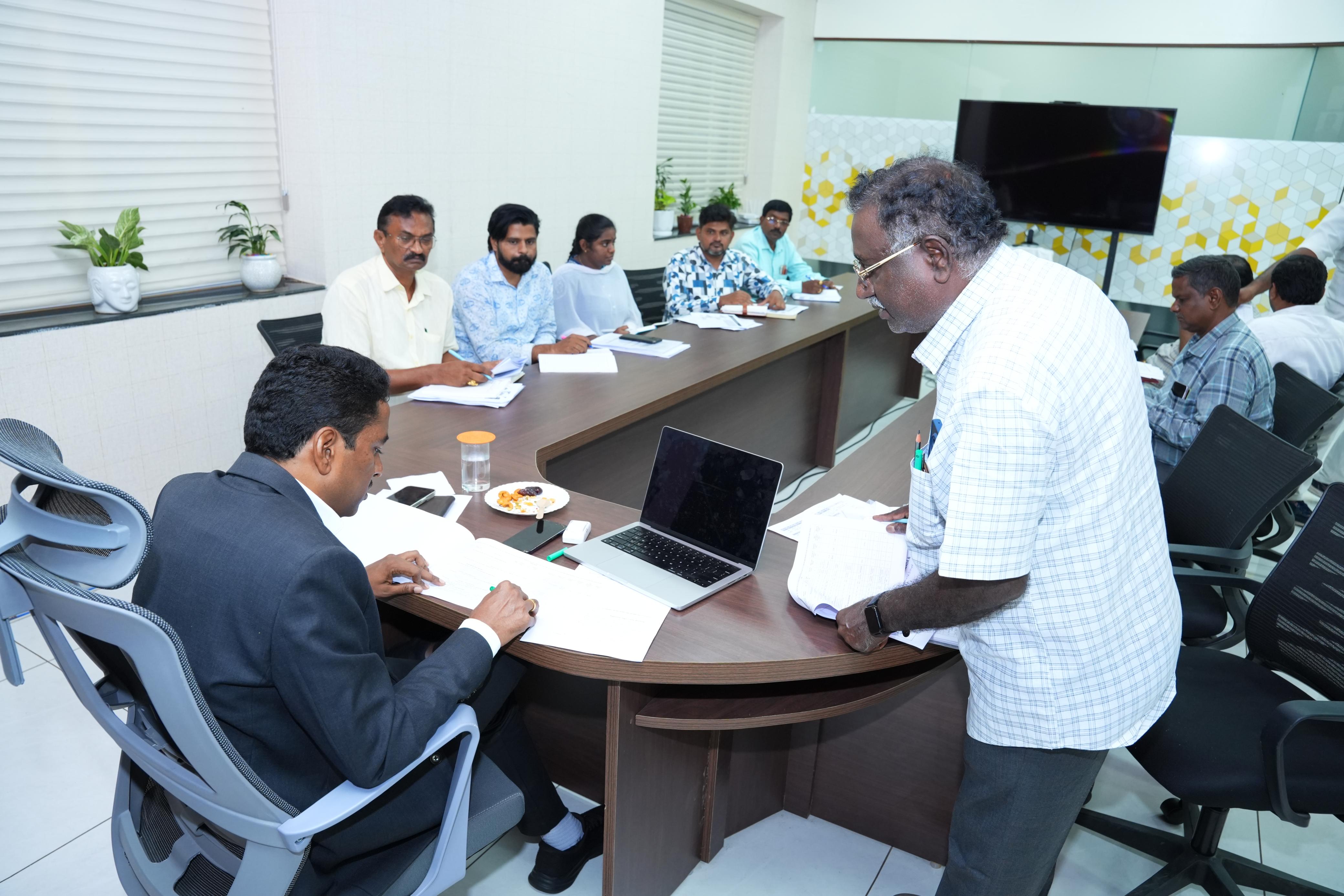 వాస్త‌విక‌త‌ను ప్ర‌తిబింబించేలా ప్ర‌గ‌తి నివేదిక‌లు