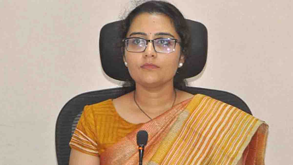 అర్ధరాత్రి 2 గంటలకు స్పందించిన కలెక్టర్.. బాల్య వివాహం అడ్డుకుని బాలికకు రక్షణ!