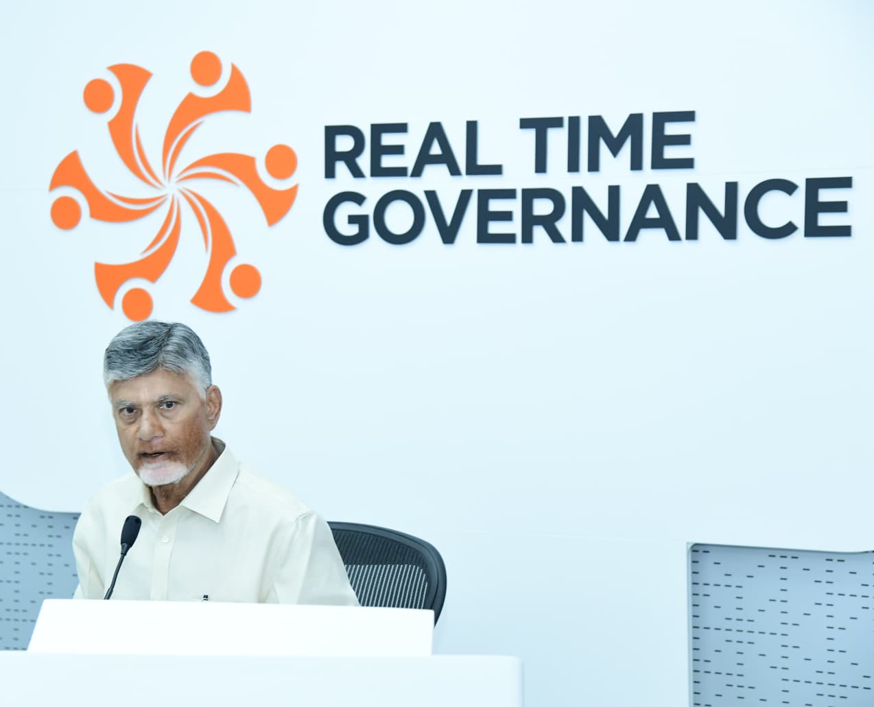 పాలనలో వేగం దేశవ్యాప్తంగా చర్చ.. సీఎం చంద్రబాబు కీలక వ్యాఖ్యలు