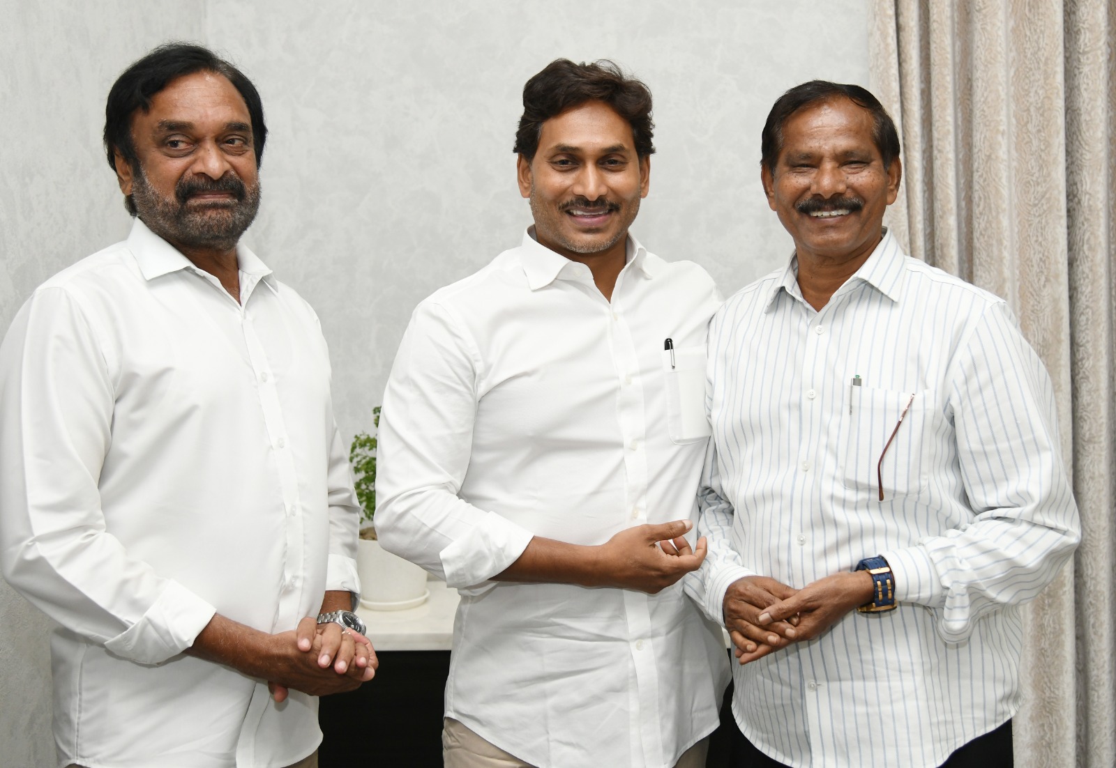 మామిళ్లపల్లిలో పోలీసుల చర్యలపై వైసీపీ ఫైర్.. జగన్‌కు వివరించిన నేతలు