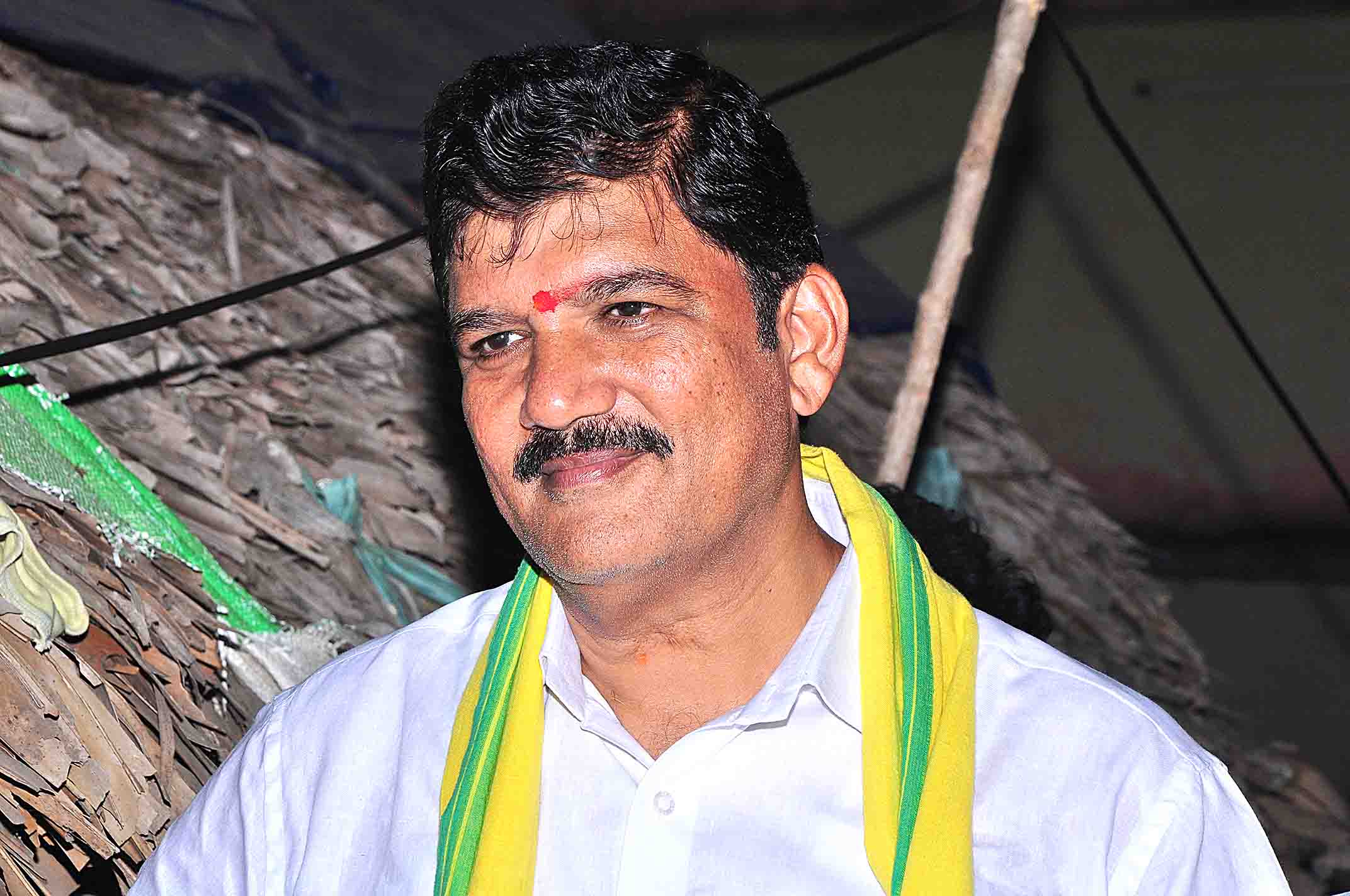 జగన్‌పై దూళిపాళ్ల సంచలన కామెంట్స్.. “ముసలి కన్నీరు కారుస్తున్నారు”