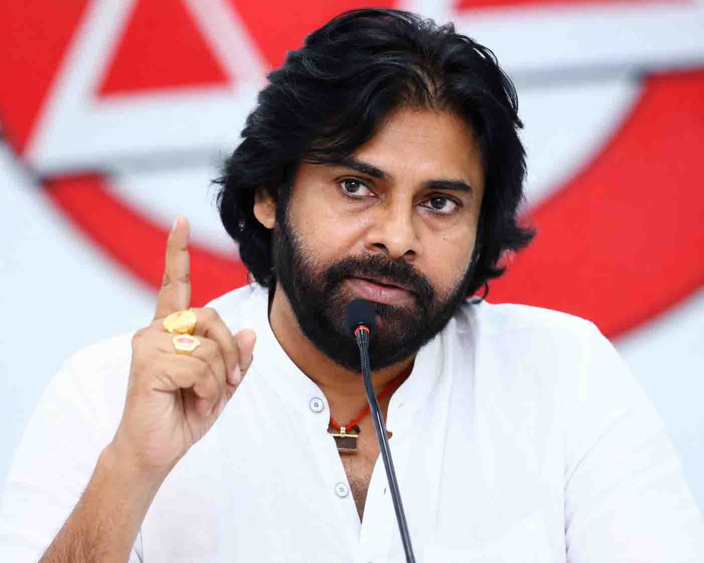 “ఒక నాయకుడు జైలుకెళ్తే జనసేన ఎదుగుతుందా?”.. పవన్ కళ్యాణ్ ఘాటు వ్యాఖ్యలు